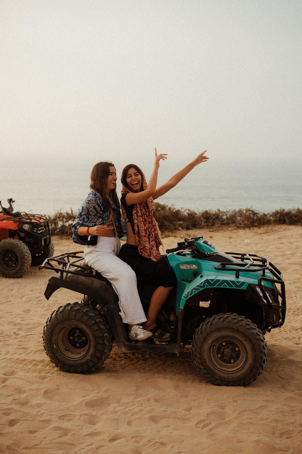 🌅Ottobre in Marocco: surf, avventura e medine colorate.🏄‍♀️